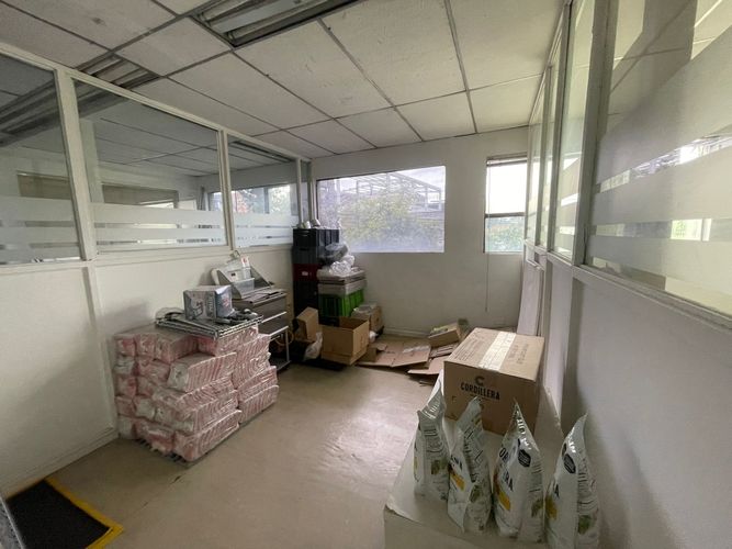 Bodega en arriendo en Cristo Rey, Medellín, 200 m² · foto 15 de 15