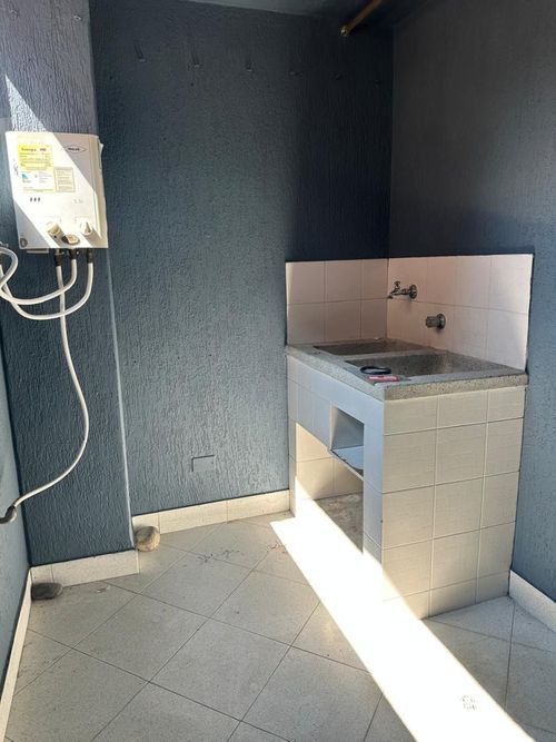 Apartamento de 3 alcobas en venta en Las Acacias, Medellín, 150 m² · foto 15 de 21