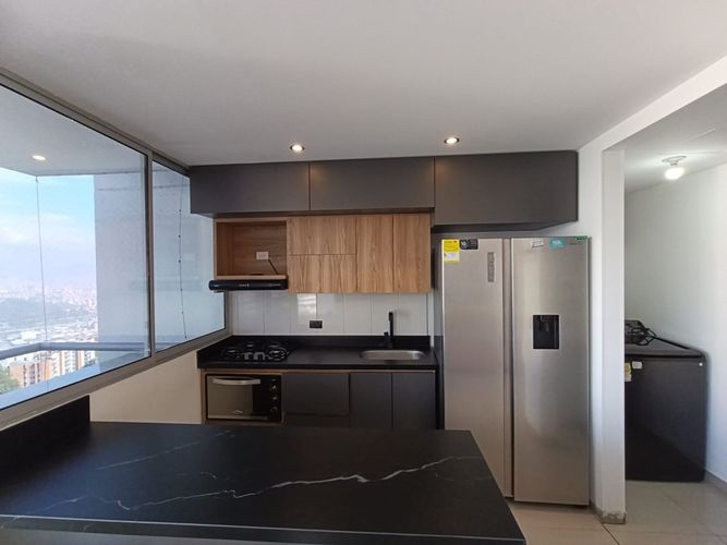Apartamento de 3 alcobas en arriendo en Loma Del Indio, Medellín, 88 m² · foto 7 de 20
