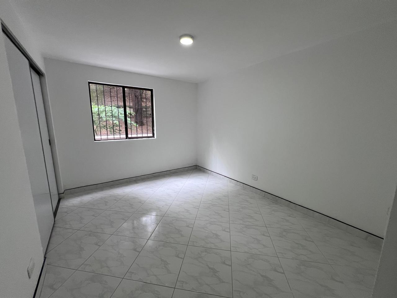 Apartamento en arriendo en El Poblado, Medellín · foto 9 de 20