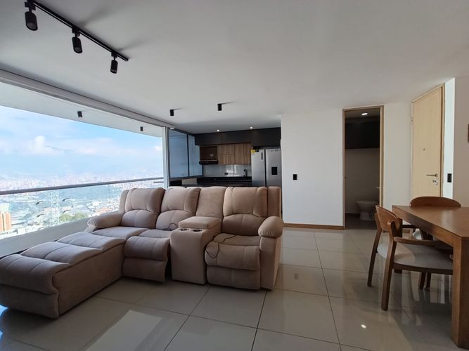 Apartamento de 3 alcobas en arriendo en Loma Del Indio, Medellín, 88 m² · foto 15 de 20