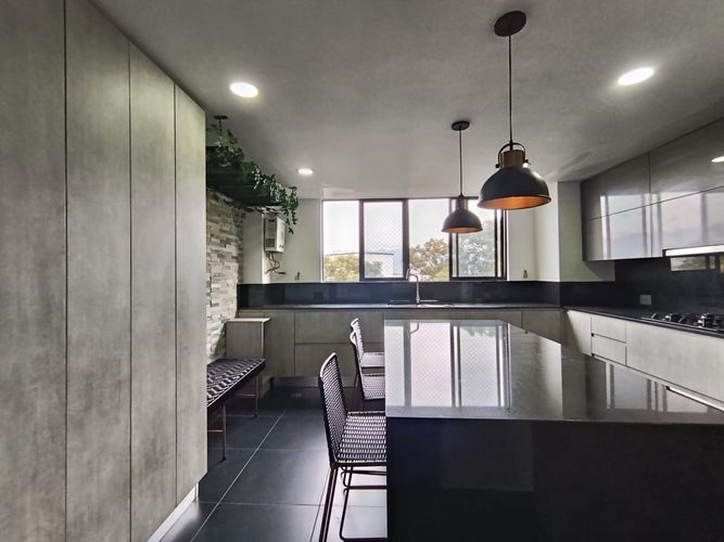 Apartamento de 3 alcobas en arriendo en El Poblado, Medellín, 120 m² · foto 5 de 20