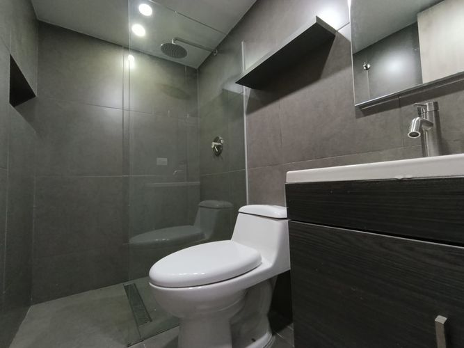 Apartamento de 3 alcobas en arriendo en El Poblado, Medellín, 120 m² · foto 18 de 20