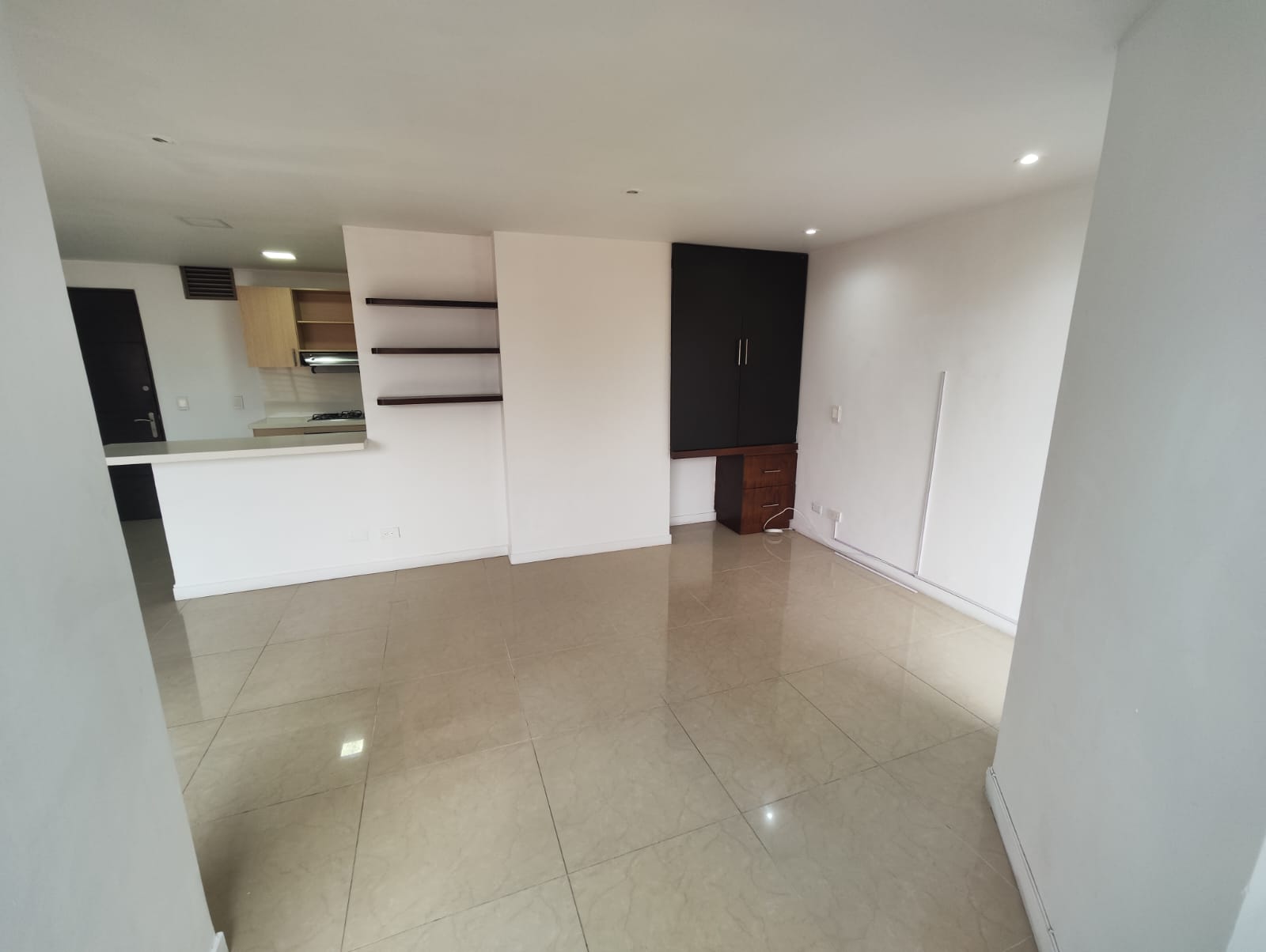 1BR Apartment in Laureles (65 m²)