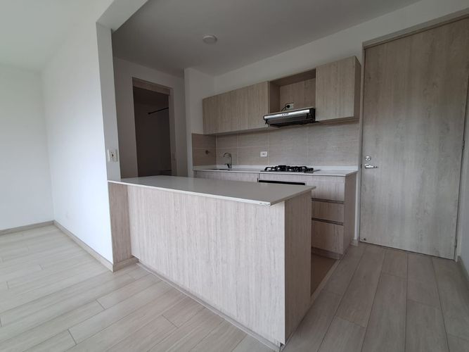 Apartamento de 2 alcobas en arriendo en Rionegro, 66 m² · foto 5 de 14