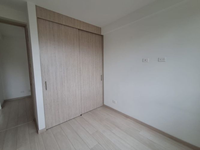 Apartamento de 2 alcobas en arriendo en Rionegro, 66 m² · foto 9 de 14