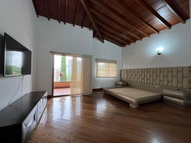 Casa de 4 alcobas en venta en Escobero, Envigado, 1753 m² · foto 12 de 20