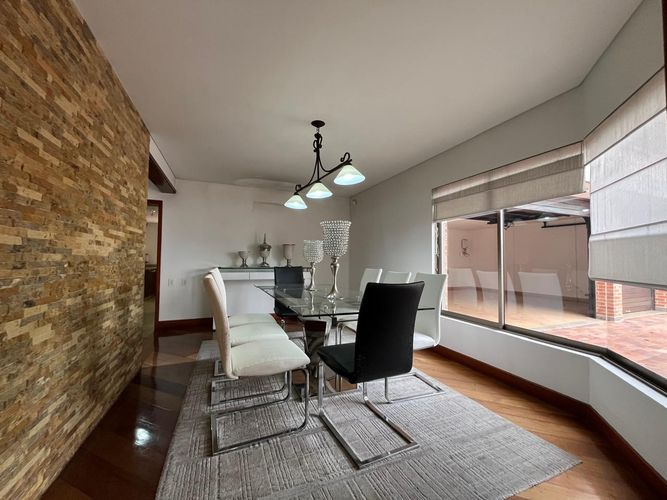Casa de 4 alcobas en venta en Escobero, Envigado, 1753 m² · foto 4 de 20