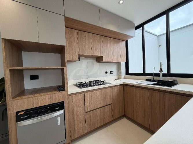 Casa de 3 alcobas en venta en El Tambo, La Ceja, 146 m² · foto 2 de 16