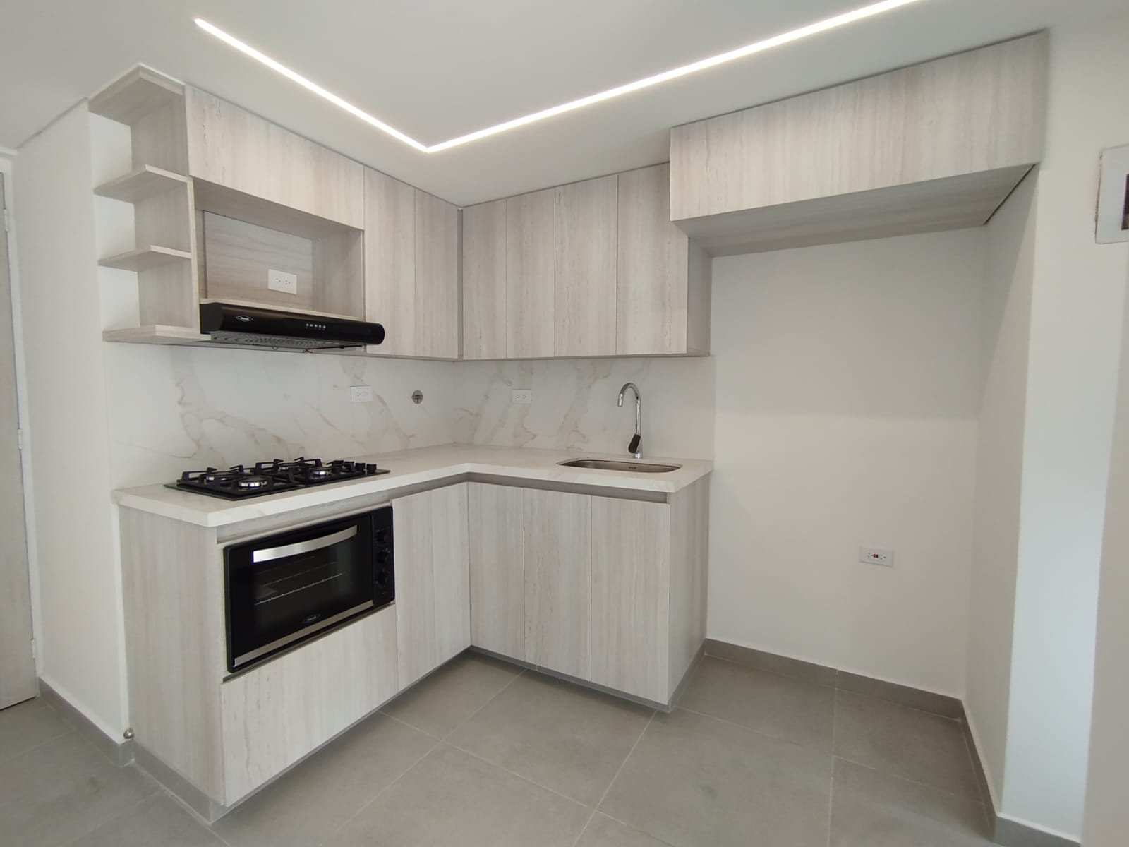 Apartamento en arriendo en Centro, Rionegro · foto 2 de 13