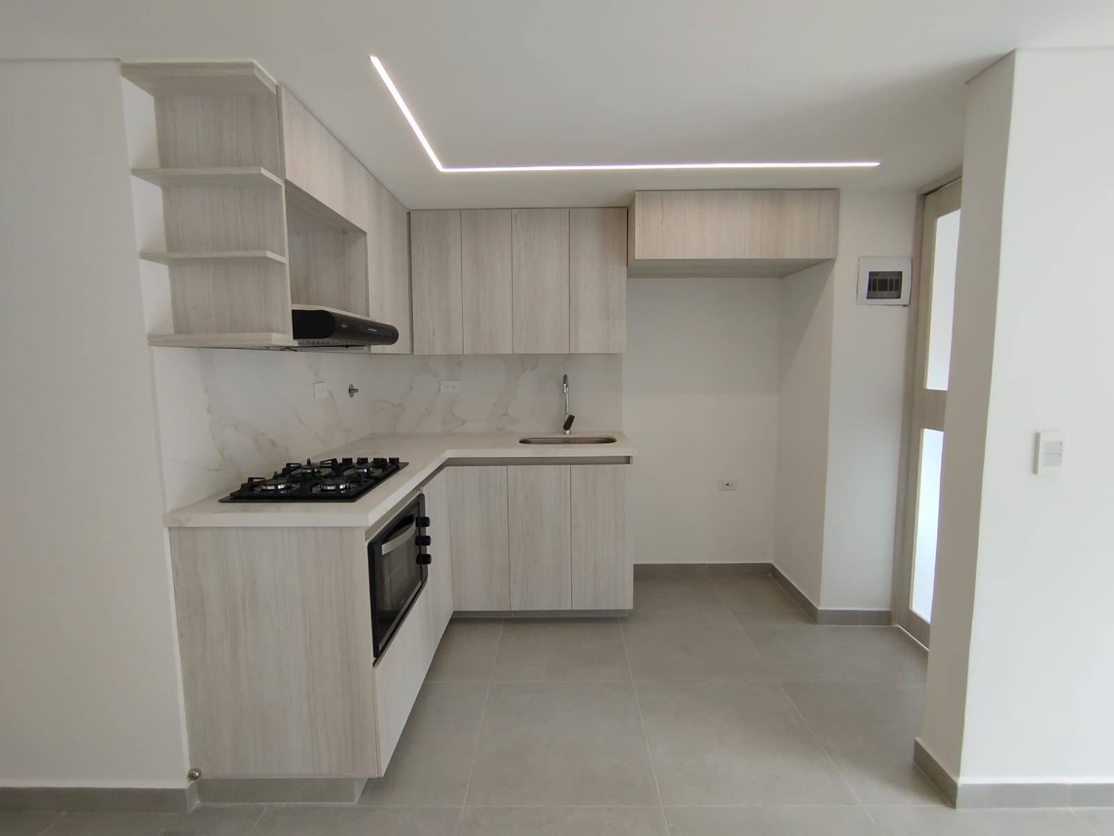 Apartamento en arriendo en Centro, Rionegro · foto 3 de 13