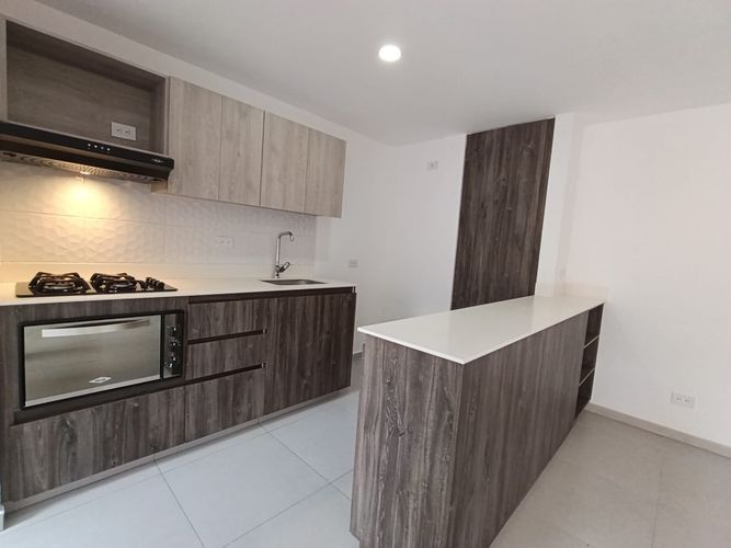 Apartamento de 2 alcobas en arriendo en Vía Las Palmas, Medellín, 62 m² · foto 3 de 19