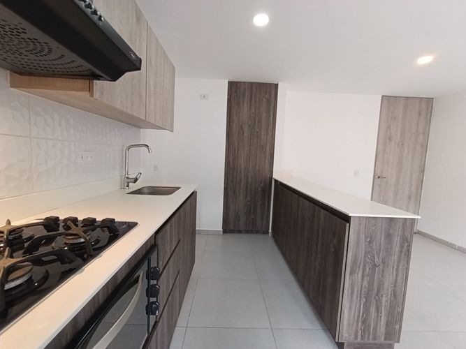 Apartamento de 2 alcobas en arriendo en Vía Las Palmas, Medellín, 62 m² · foto 4 de 19