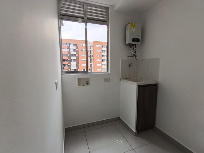 Apartamento de 2 alcobas en arriendo en Vía Las Palmas, Medellín, 62 m² · foto 14 de 19