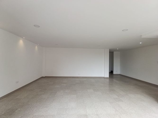 Apartamento de 3 alcobas en arriendo en Florida Nueva, Medellín, 160 m² · foto 3 de 20
