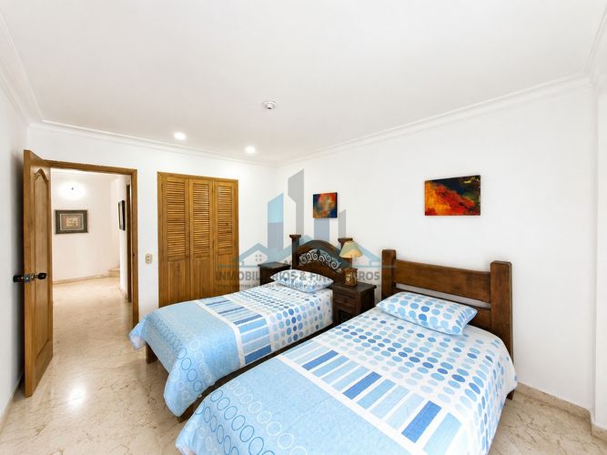 Apartamento de 4 alcobas en venta en Cn. Lagos Del Peñon, Girardot, 177 m² · foto 9 de 24