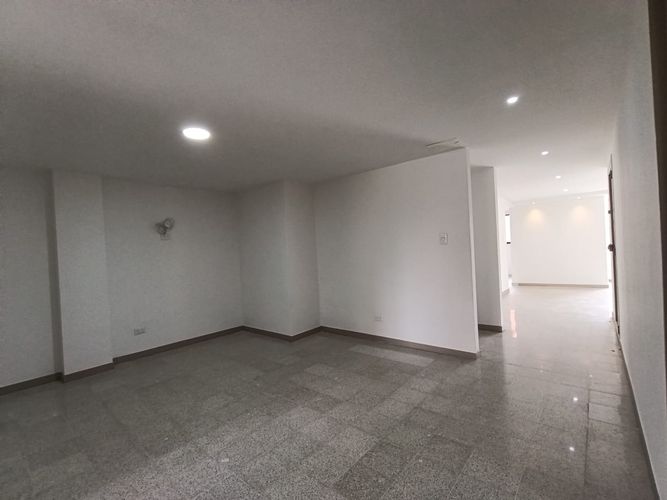 Apartamento de 3 alcobas en arriendo en Florida Nueva, Medellín, 160 m² · foto 6 de 20