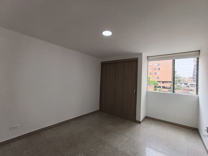 Apartamento de 3 alcobas en arriendo en Florida Nueva, Medellín, 160 m² · foto 7 de 20
