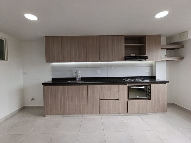 Apartamento de 3 alcobas en arriendo en Florida Nueva, Medellín, 160 m² · foto 14 de 20