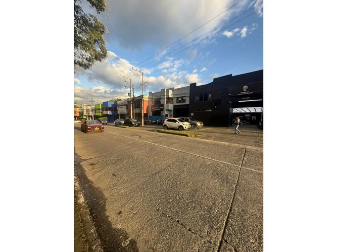 Lote en venta en Avenida Sur, Pereira, 200 m² · foto 2 de 8