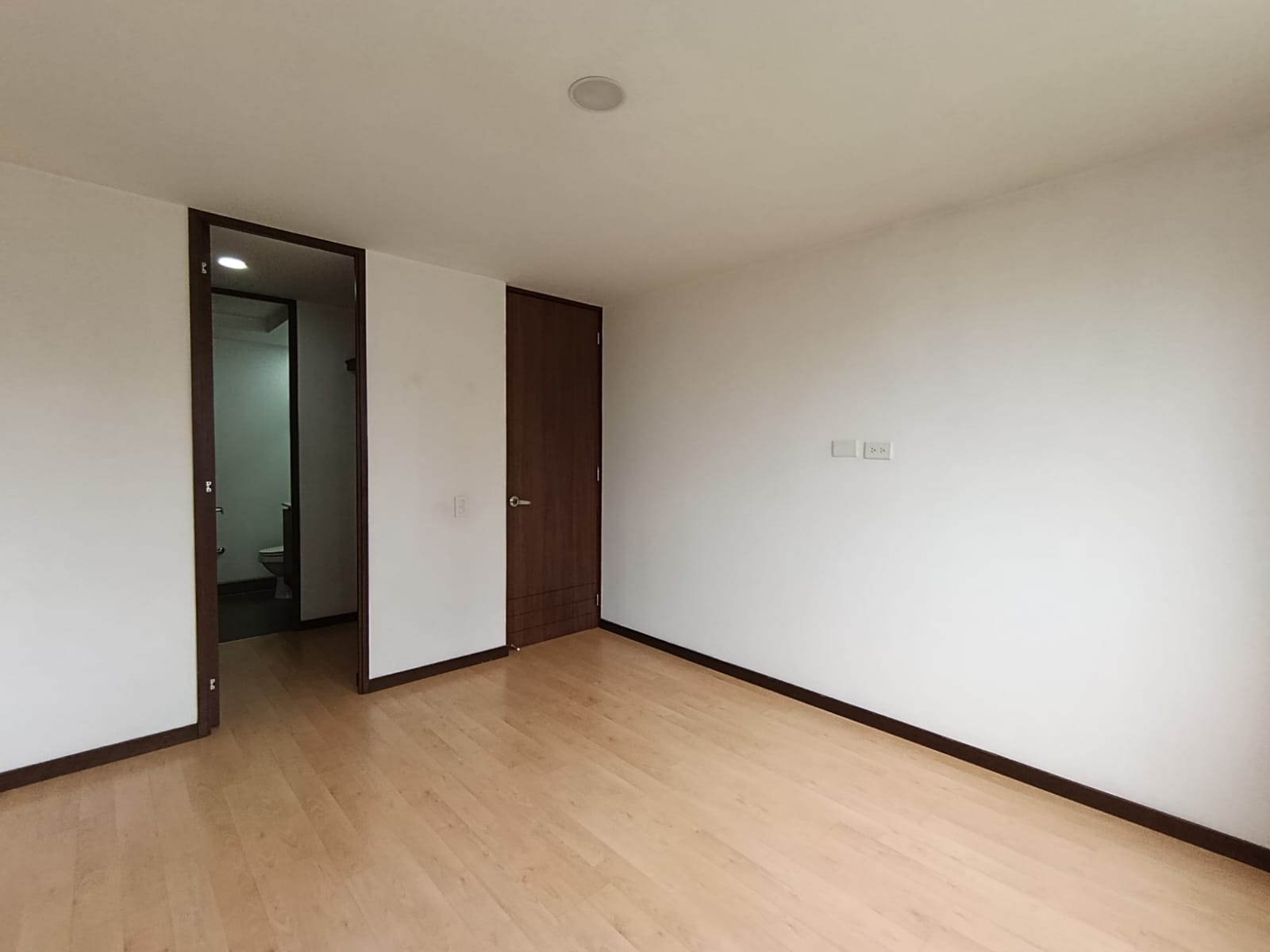 Apartamento en arriendo en El Poblado, Medellín · foto 5 de 13
