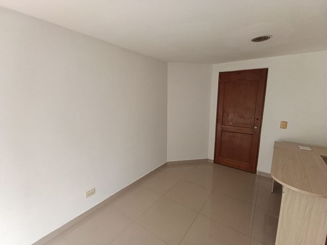 Oficina en arriendo en Niquia, Bello, 26 m² · foto 5 de 10
