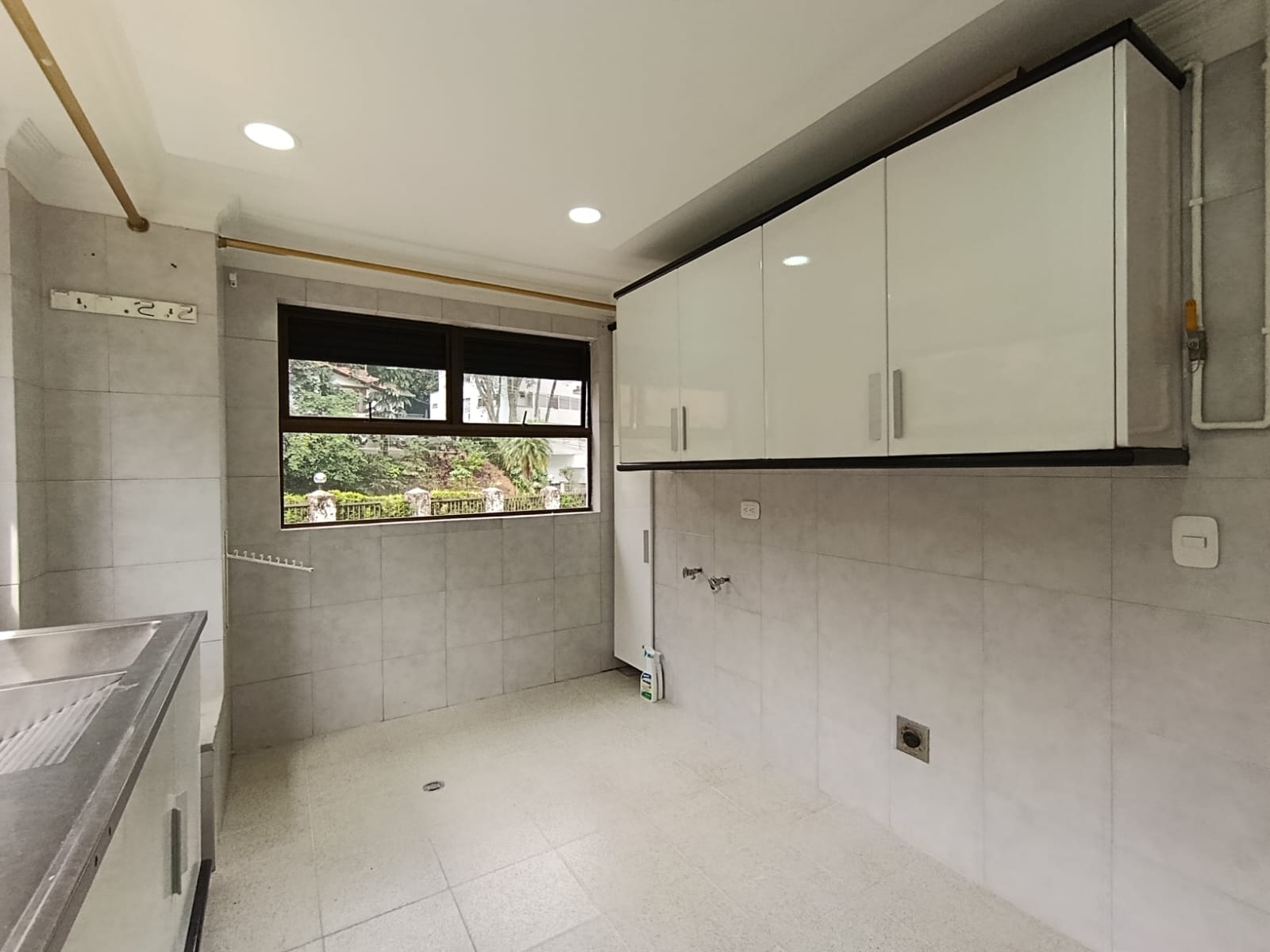 Apartamento en arriendo en Urbanización Las Cumbres, Medellín · foto 12 de 20