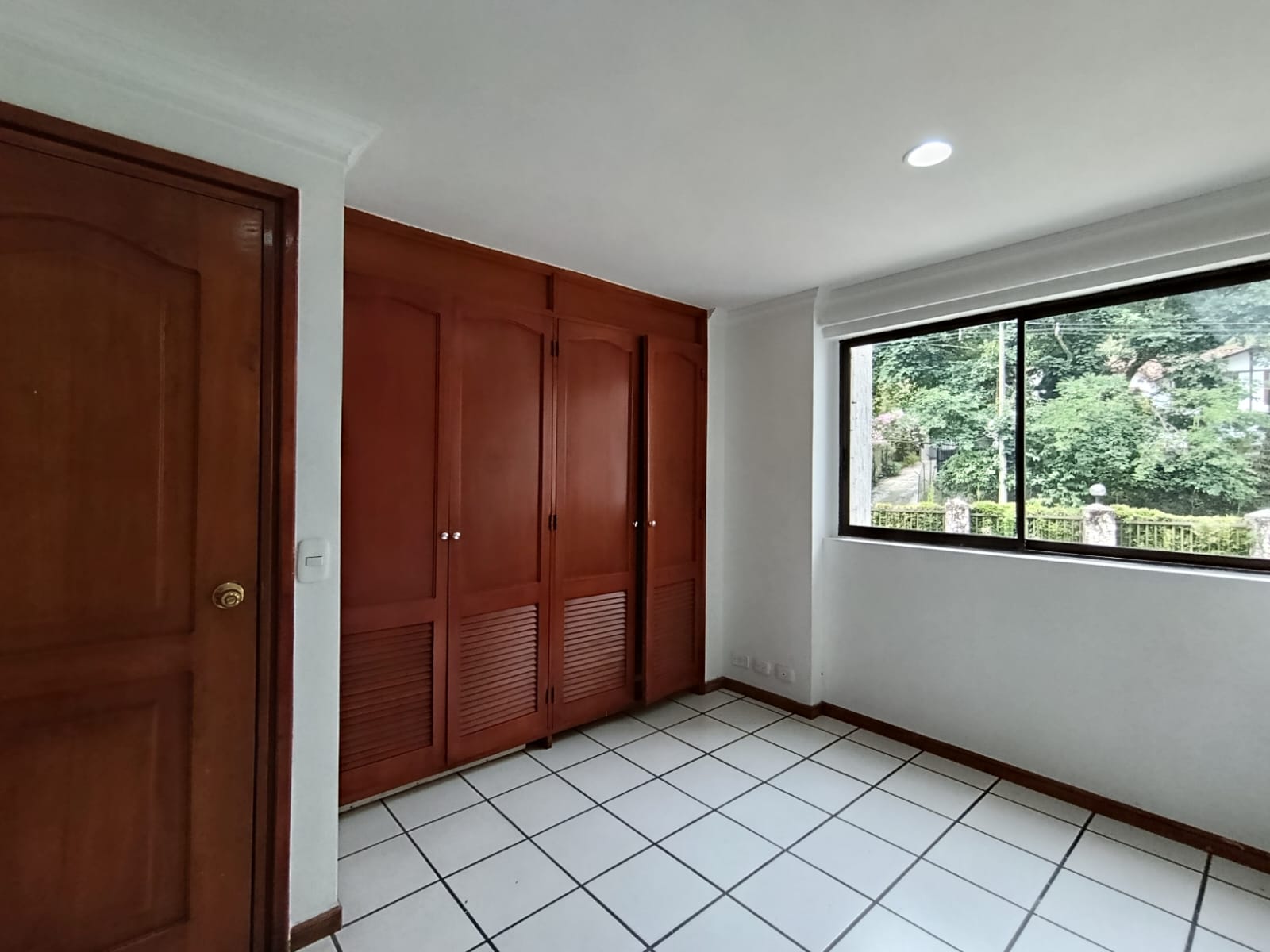 Apartamento en arriendo en Urbanización Las Cumbres, Medellín · foto 14 de 20