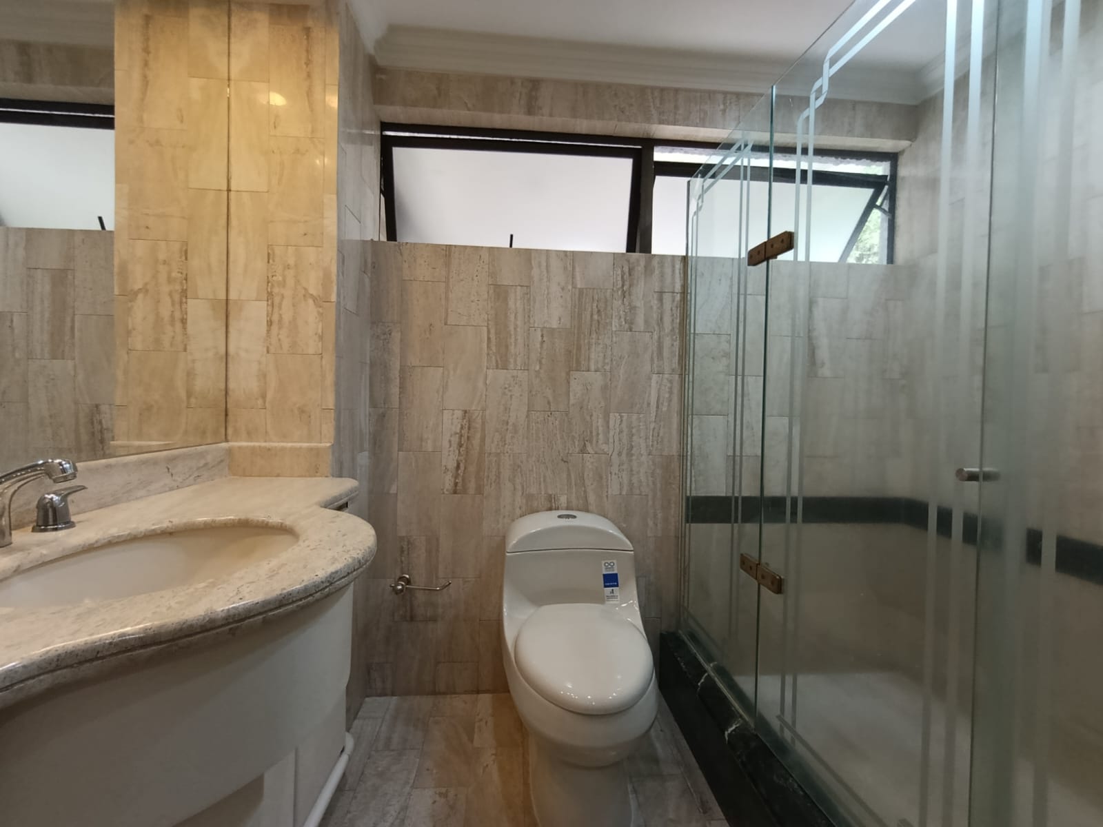 Apartamento en arriendo en Urbanización Las Cumbres, Medellín · foto 19 de 20