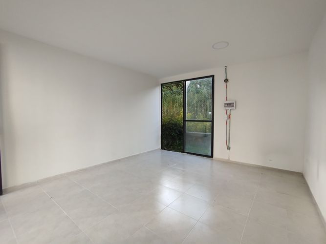 Oficina en arriendo en Zona Industrial La Rosa, Dosquebradas, 20 m² · foto 4 de 11