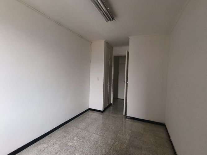 Apartamento de 3 alcobas en arriendo en Laureles, Medellín, 156 m² · foto 11 de 20