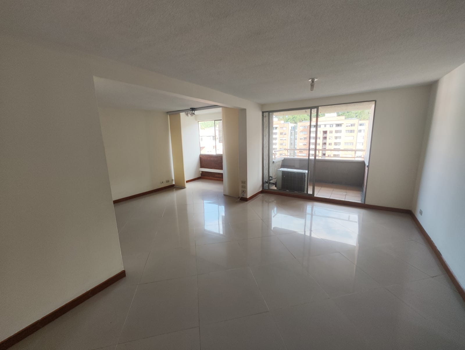 Apartamento en Arriendo en Belén, Medellín en La Almeria