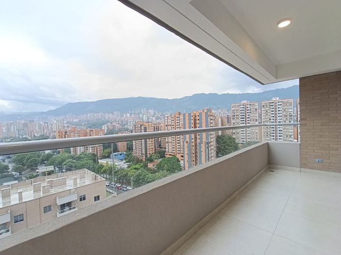 Apartamento de 3 alcobas en arriendo en Otraparte, Envigado, 97 m² · foto 18 de 19