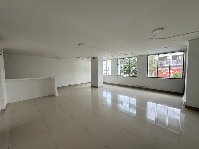 Oficina en arriendo en San Jose Sur, Pereira, 63 m² · foto 2 de 10