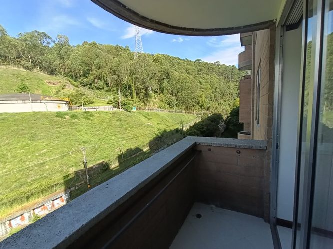 Apartamento de 2 alcobas en arriendo en Loma Del Indio, Medellín, 58 m² · foto 8 de 20