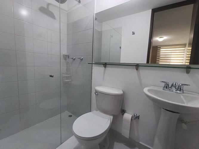 Apartamento de 2 alcobas en arriendo en Loma Del Indio, Medellín, 58 m² · foto 16 de 20