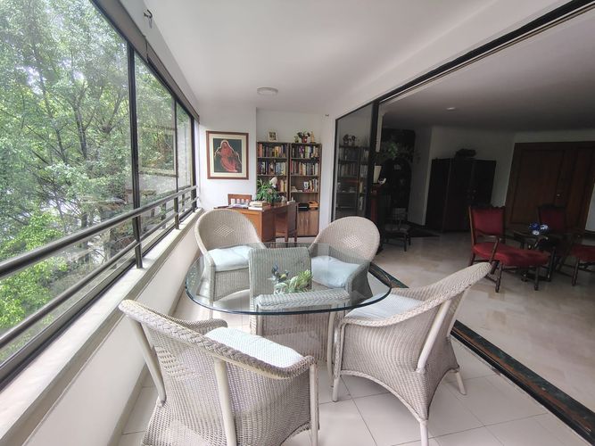 Apartamento de 3 alcobas en venta en El Poblado, Medellín, 193 m² · foto 18 de 18