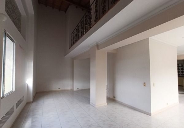Apartamento en arriendo en Belén, Medellín · foto 2 de 20