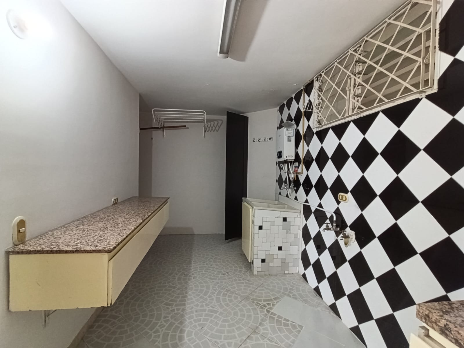 Apartamento en arriendo en Belén, Medellín · foto 9 de 20