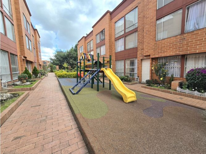 Casa de 3 alcobas en venta en El Redil, Bogotá, 70 m² · foto 2 de 20