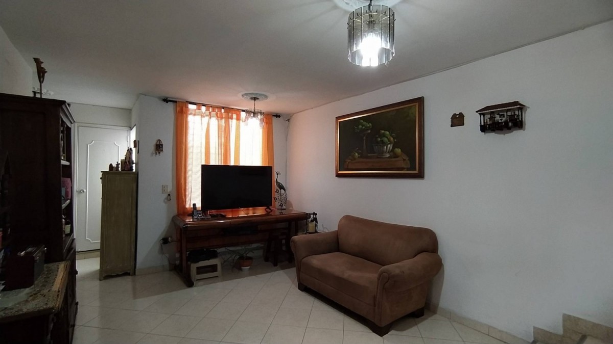 Casa en venta en Zona Centro, Envigado · foto 8 de 24