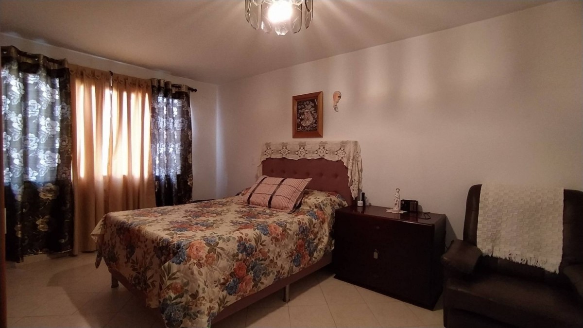 Casa en venta en Zona Centro, Envigado · foto 14 de 24