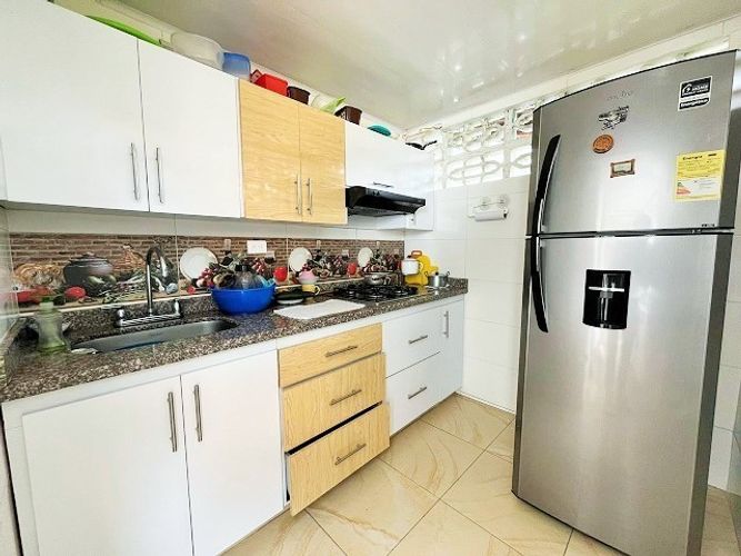Casa de 4 alcobas en venta en Claret, Ibagué, 168 m² · foto 11 de 21