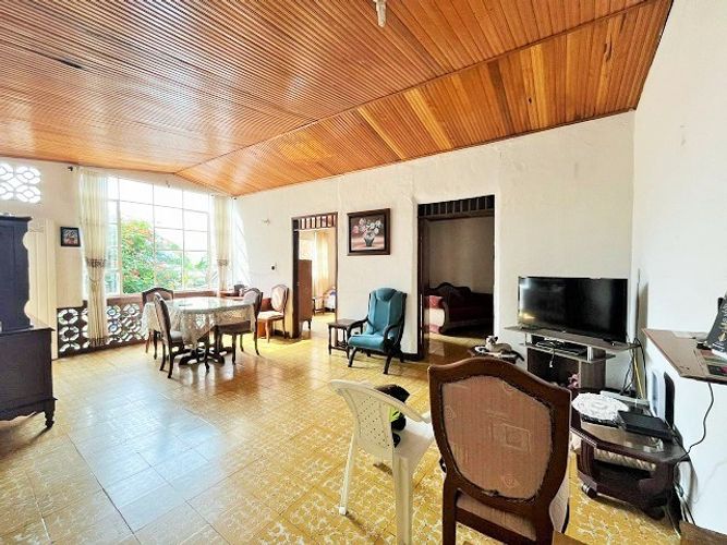 Casa de 4 alcobas en venta en Claret, Ibagué, 168 m² · foto 12 de 21
