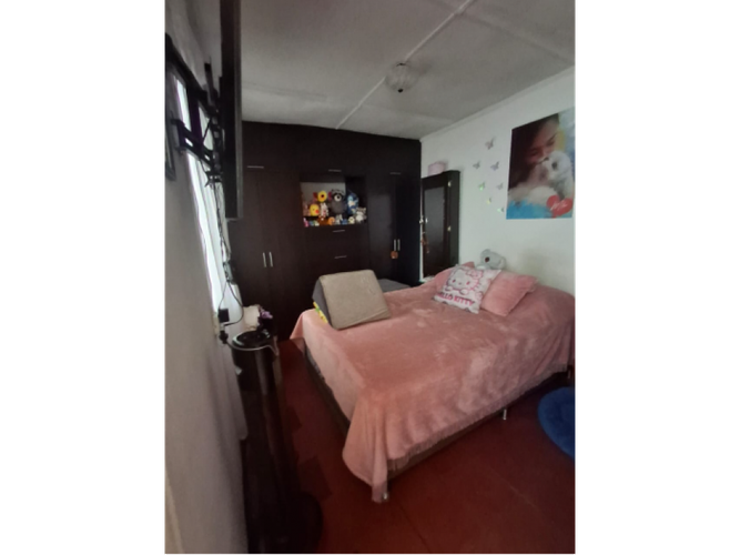 Casa de 4 alcobas en venta en Sucre, Medellín, 150 m² · foto 3 de 15