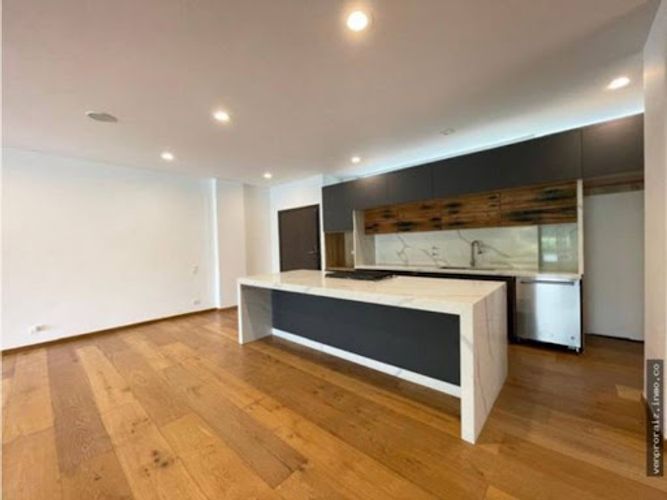Casa de 4 alcobas en venta en El Porvenir, Rionegro, 363 m² · foto 3 de 14