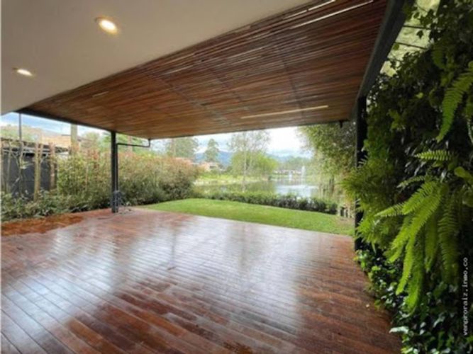 Casa de 4 alcobas en venta en El Porvenir, Rionegro, 363 m² · foto 6 de 14