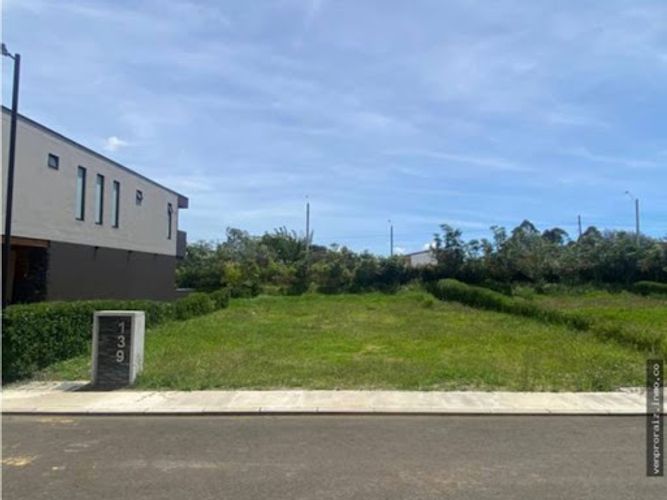 Lote en venta en El Porvenir, Rionegro, 337 m² · foto 3 de 13