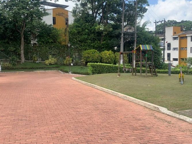 Casa de 3 alcobas en venta en El Mirador, Ibagué, 189 m² · foto 23 de 23