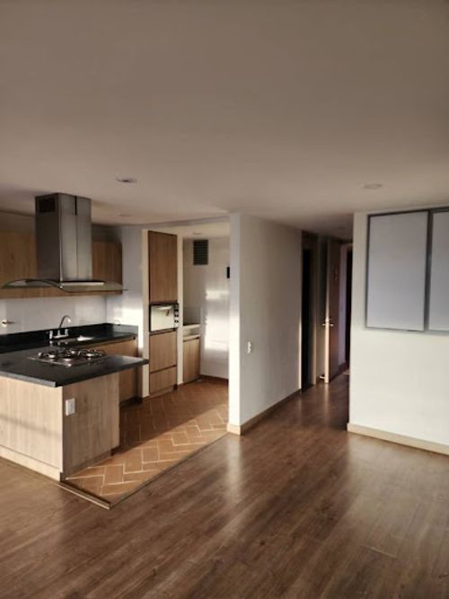 Apartamento de 2 alcobas en venta en El Porvenir, Rionegro, 66 m² · foto 2 de 24